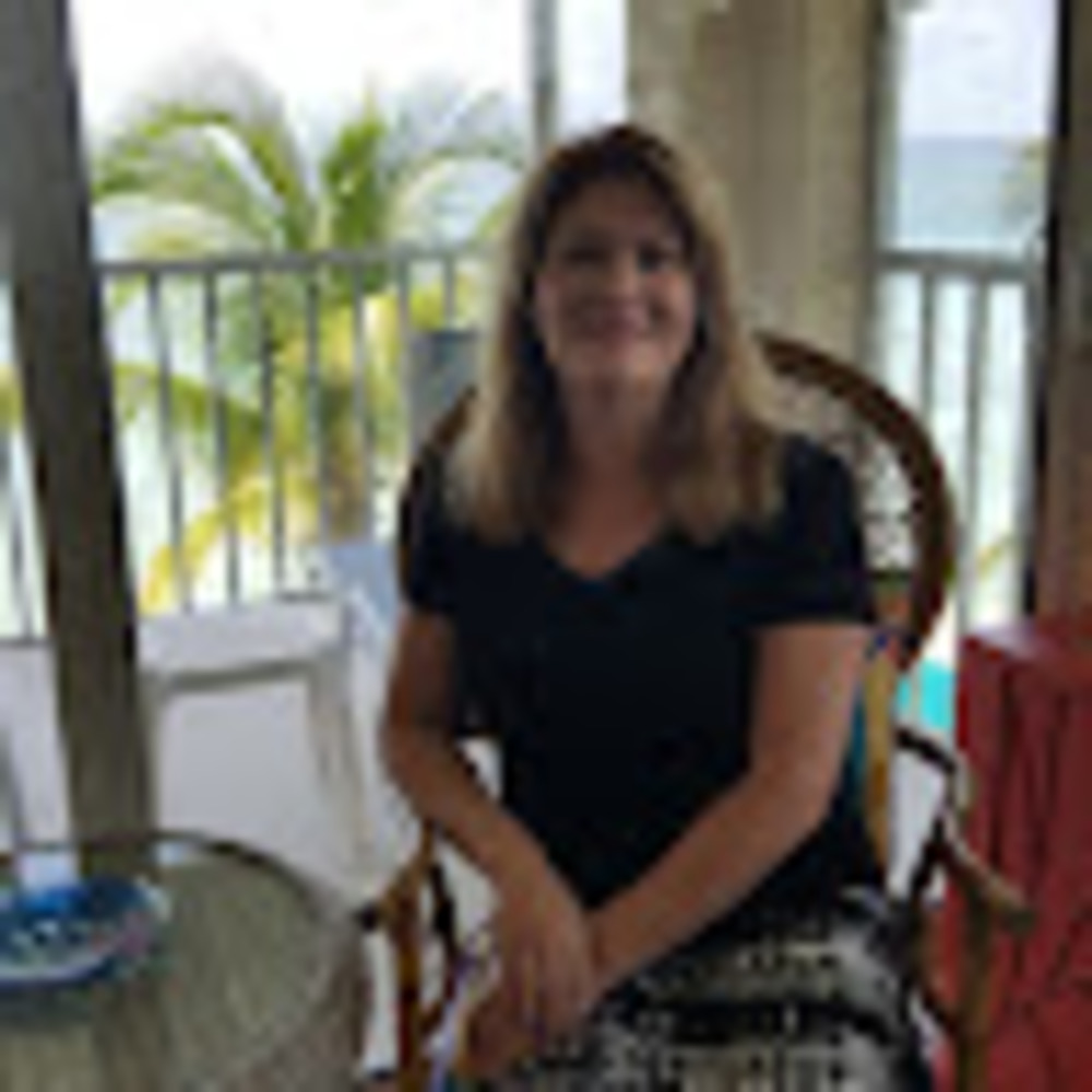 Meet your Posher, Julie